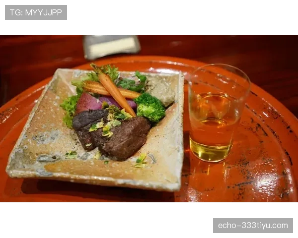 覃海洋训练完直接打车去吃人均3000的日料？